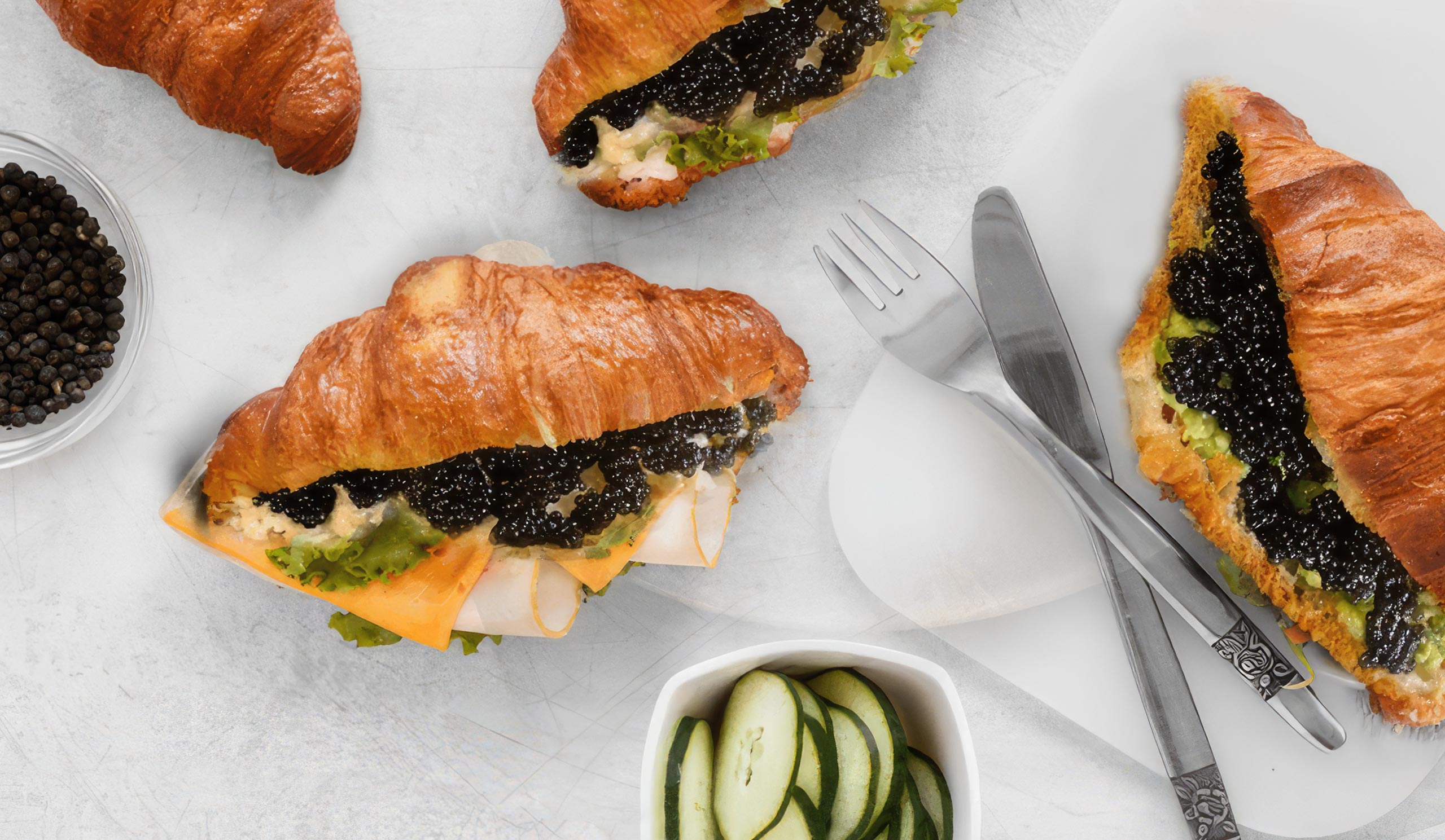 Kruvasanlar ve CAPS FOOD İncileri